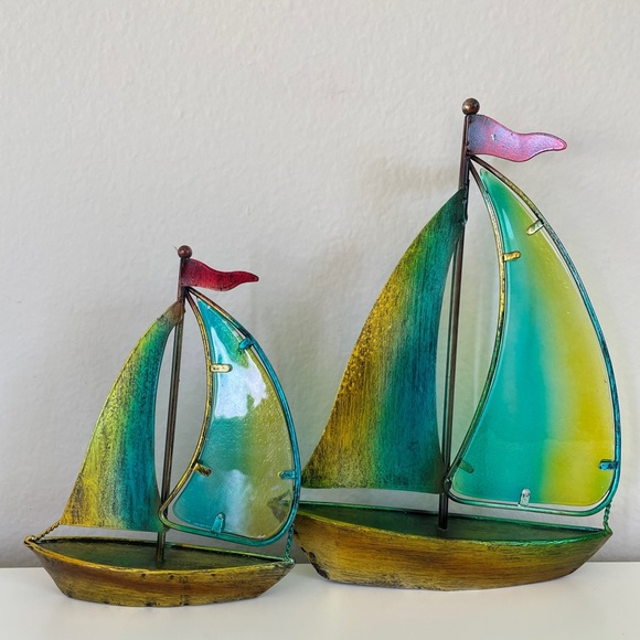 Stained glass sail boat - Picture 9 of 11